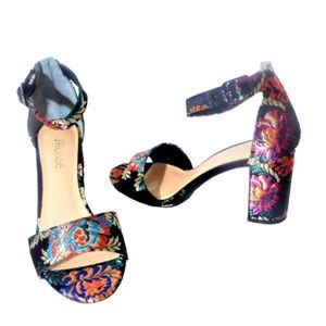 J. RENEE ASIAN FLORAL BLOCK HEEL